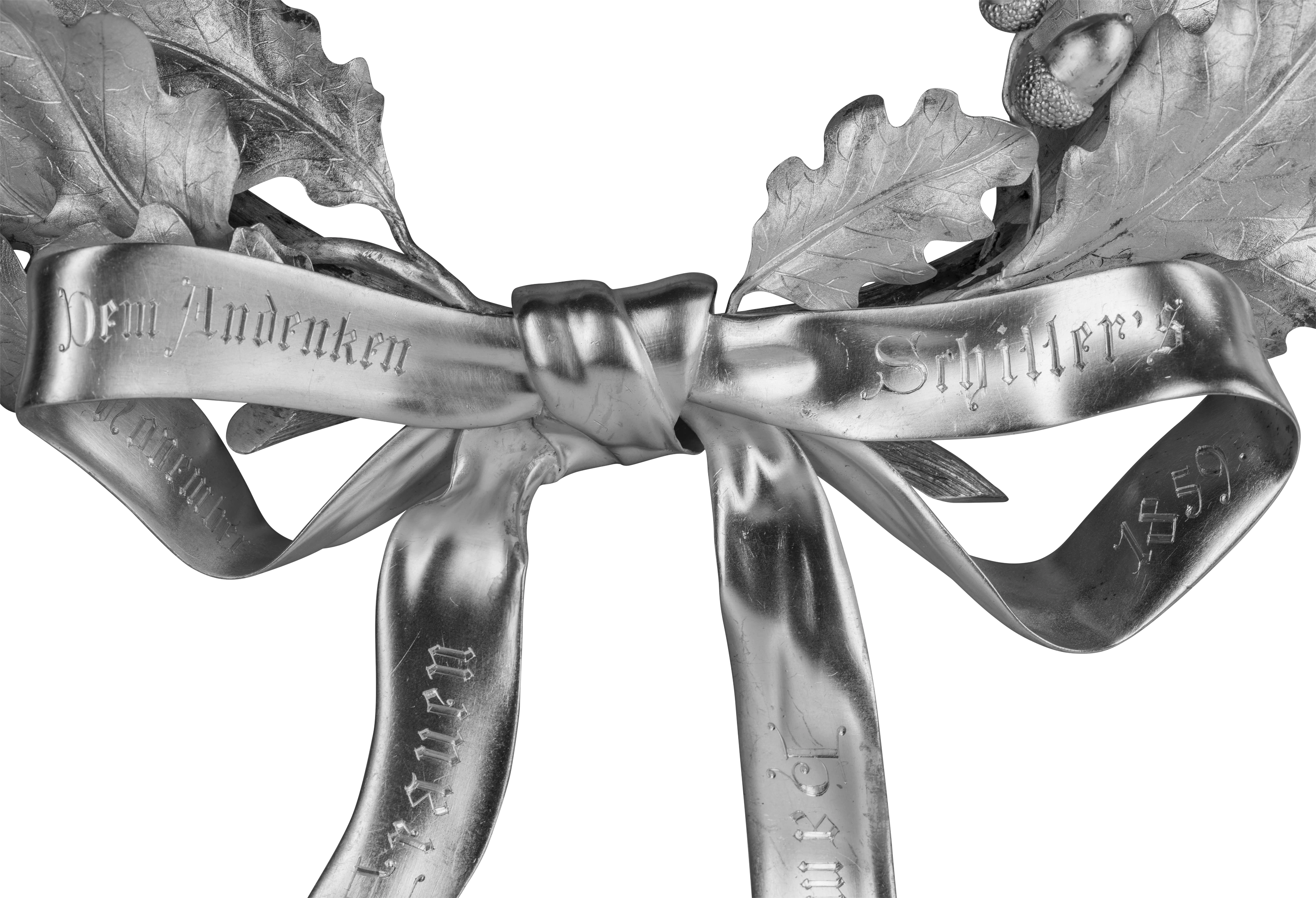 Detail: Kranzschleife „Dem Andenken Schiller’s / November 1859 / Von Frauen Hamburg’s“