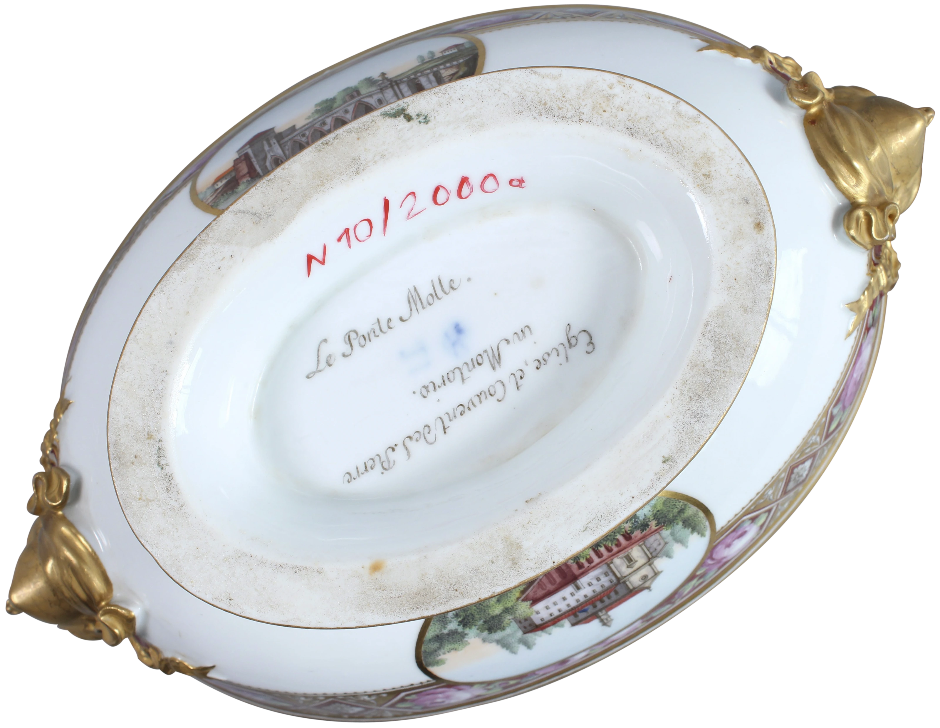 Unterseite des Glaskühlers mit Angaben zu beiden Veduten