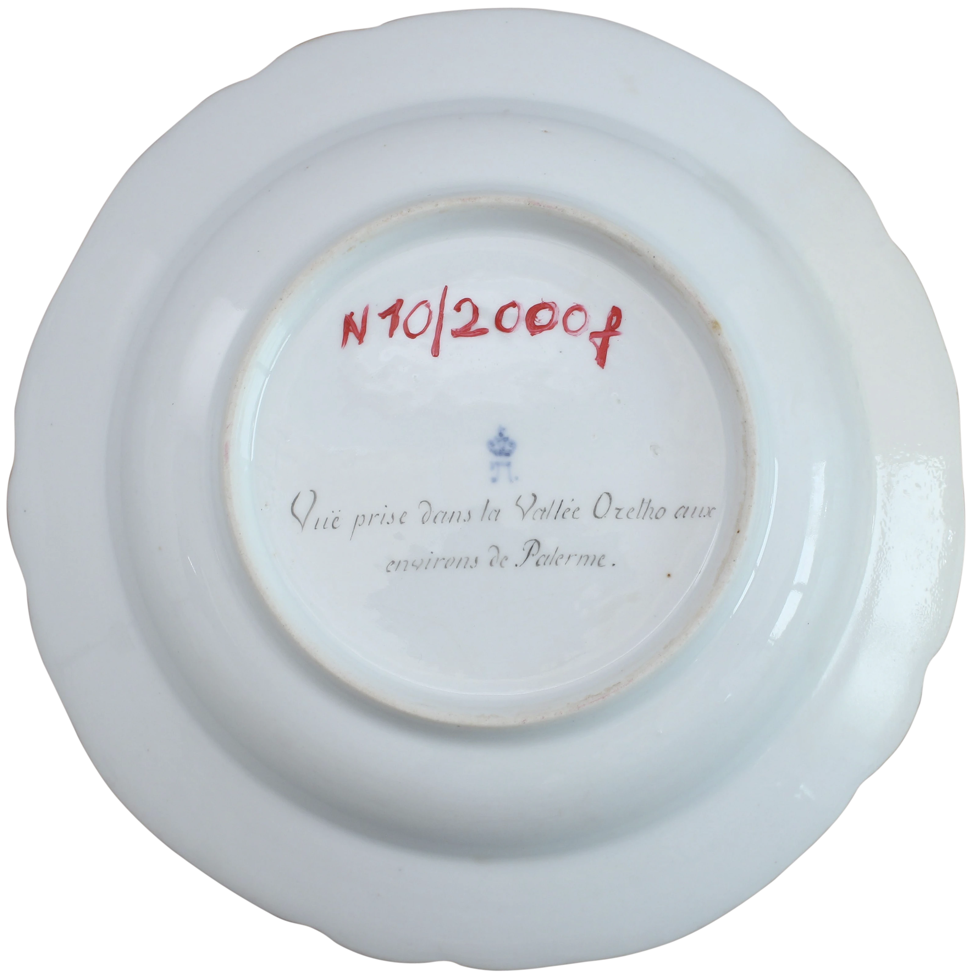 Unterseite des tiefen Tellers mit Angaben zur Vedute